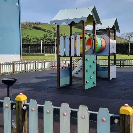 Praia-mar Daire Ponta Delgada